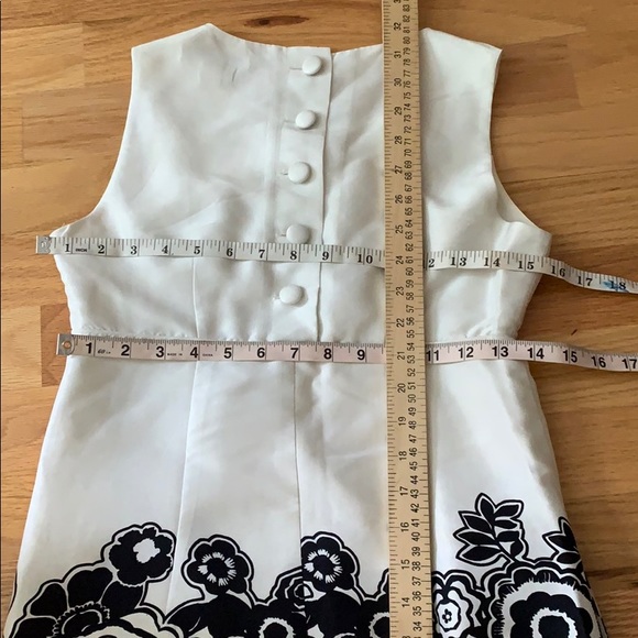 Banana Republic silk dress Floral B&W - Picture 8 of 8
